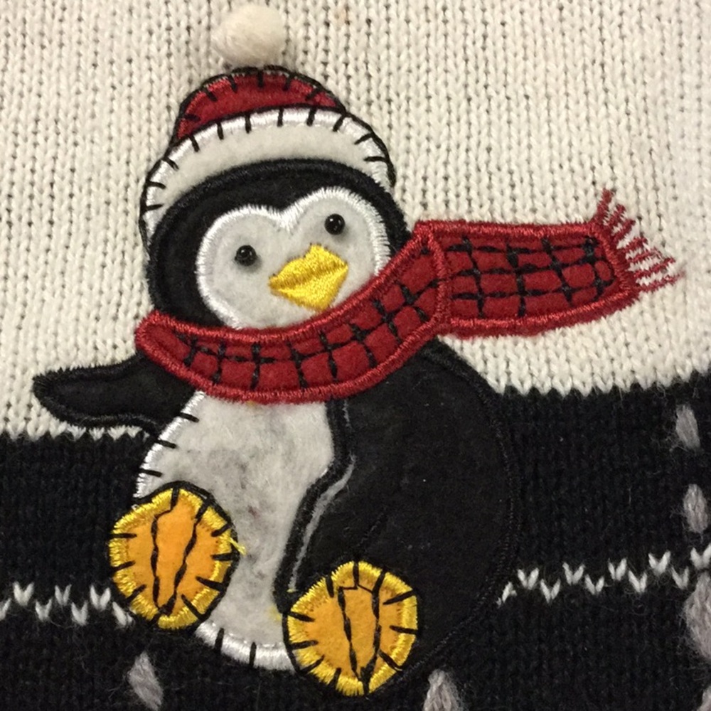Cute White Stag Christmas sweater. - Picture 3 of 8